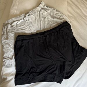 Banana republic set of lounge shorts with pockets